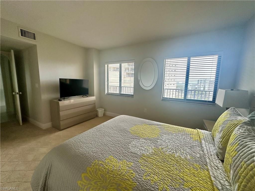 10951 Gulf Shore Dr, Unit 804, Naples, FL 34108 Photo