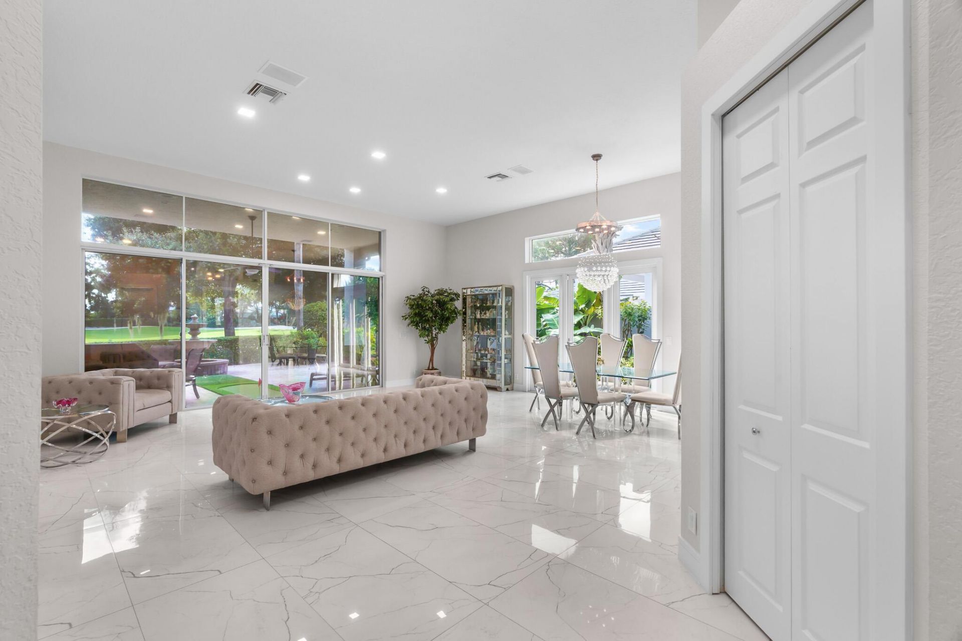 16112 Villa Vizcaya Place, Delray Beach, FL 33446 Photo