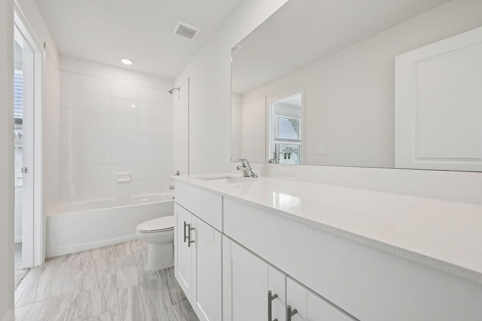 568 Salisbury Circle, Fort Pierce, FL 34982 Photo