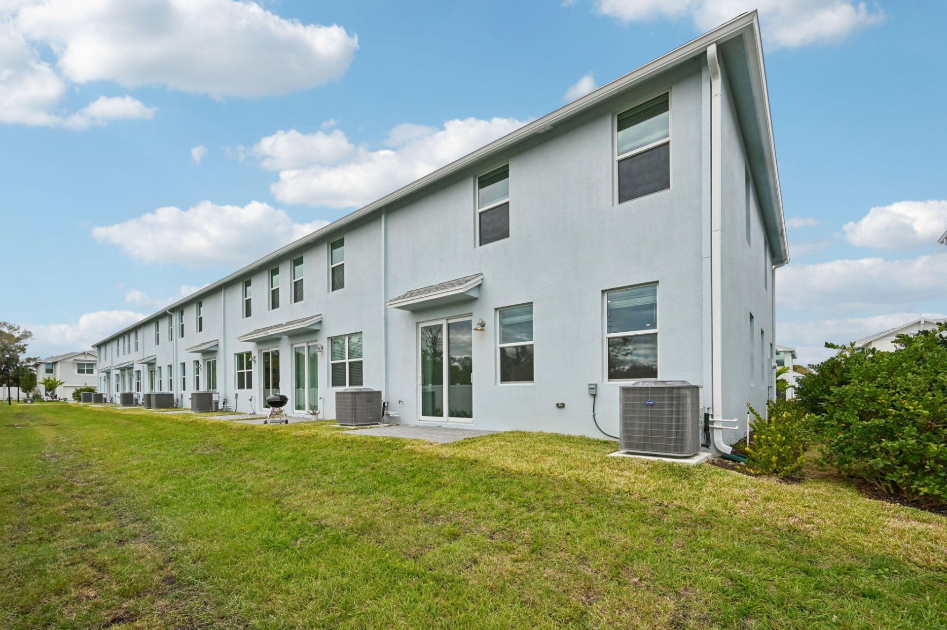 568 Salisbury Circle, Fort Pierce, FL 34982 Photo