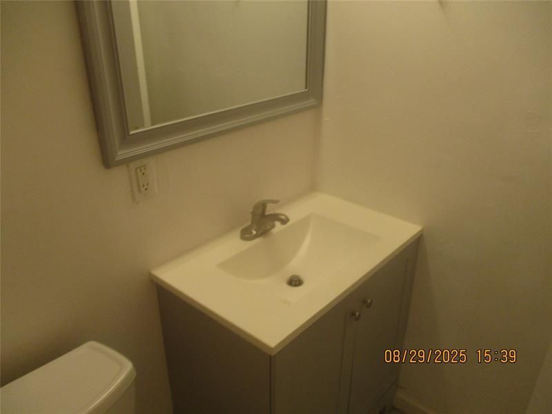 1750 N 17th Court, Unit 102, Hollywood, FL 33020 Photo