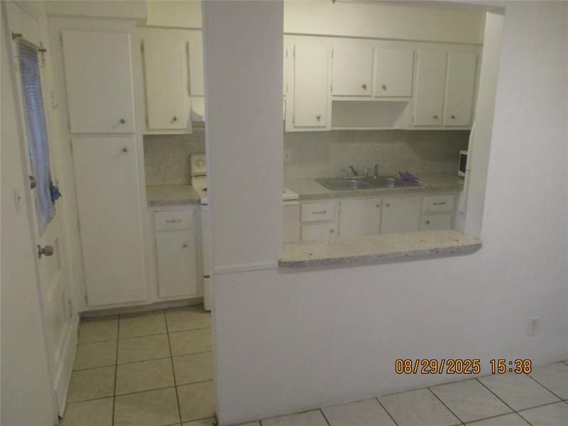 1750 N 17th Court, Unit 102, Hollywood, FL 33020 Photo