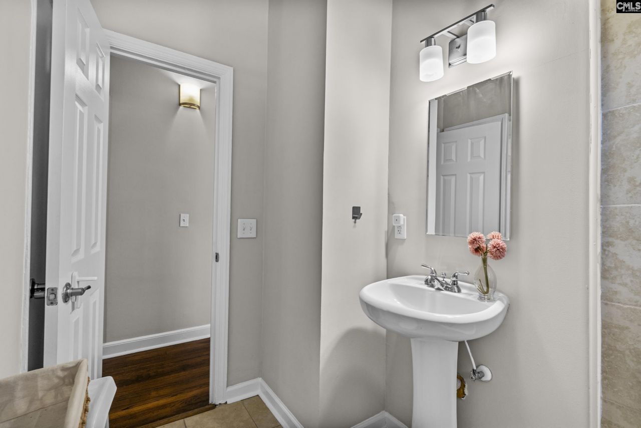 6609 Satchel Ford Road Photo 29