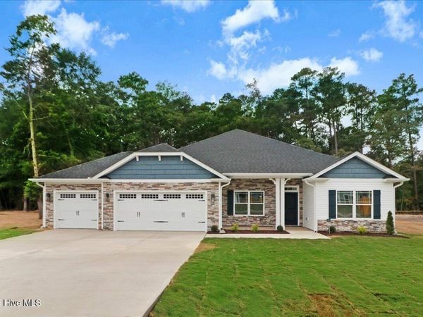 108 Brighton Street, La Grange, NC 28551