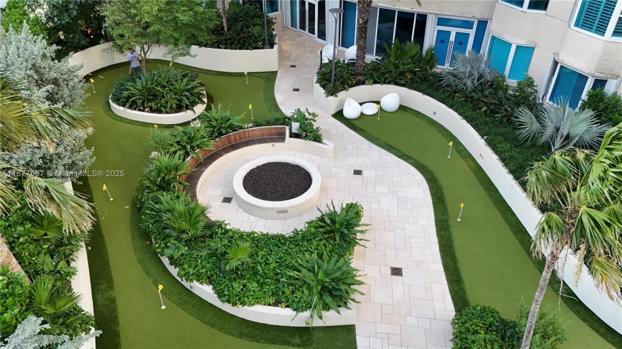 300 S Pointe Dr, Unit 2806, Miami Beach, FL 33139 Photo