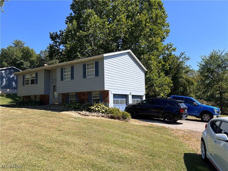 61220 Kadon Drive, New Concord, OH 43762 Photo 3