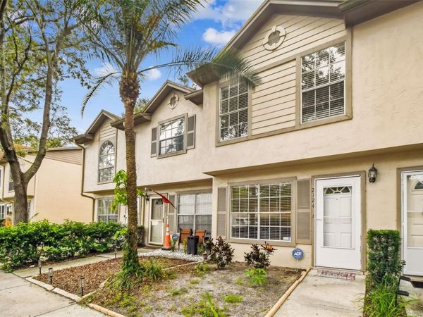 2124 FLETCHERS POINT CIRCLE, TAMPA, FL 33613