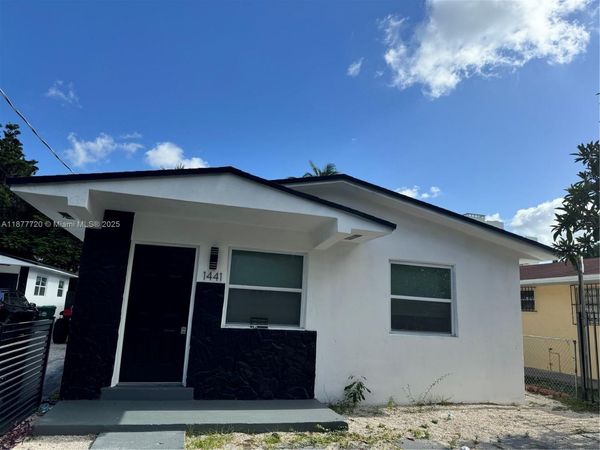 1445 NW 34th St, Unit 1445, Miami, FL 33142