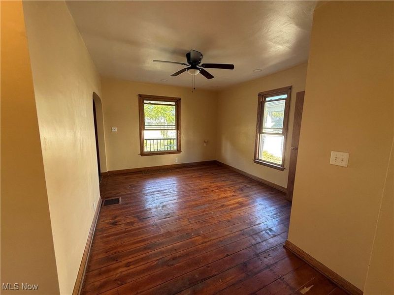 1421 Chestnut Street, Coshocton, OH 43812 Photo 8