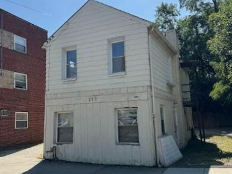 217 W Wyoming Avenue, Lockland, OH 45215 Photo 1