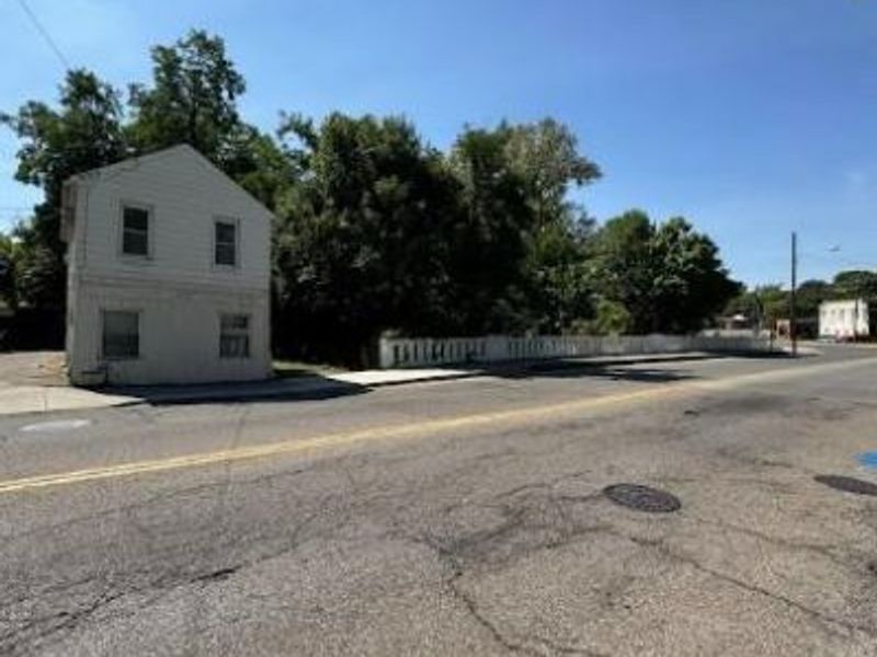 217 W Wyoming Avenue, Lockland, OH 45215 Photo 2