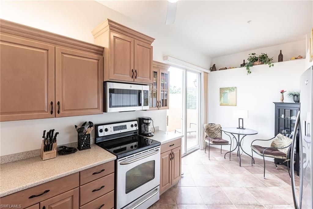 8598 Via Lungomare Cir, Unit 306, Estero, FL 33928 Photo