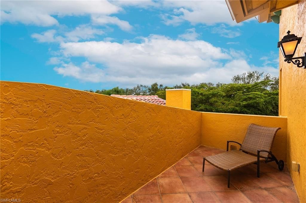 8598 Via Lungomare Cir, Unit 306, Estero, FL 33928 Photo