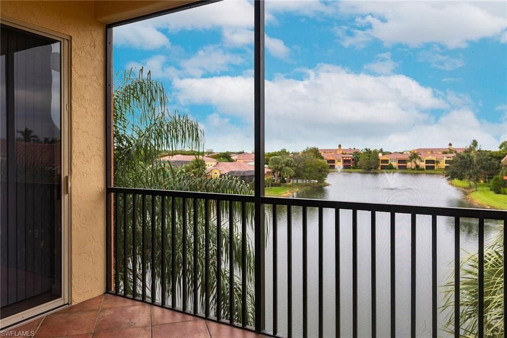 8598 Via Lungomare Cir, Unit 306, Estero, FL 33928 Photo