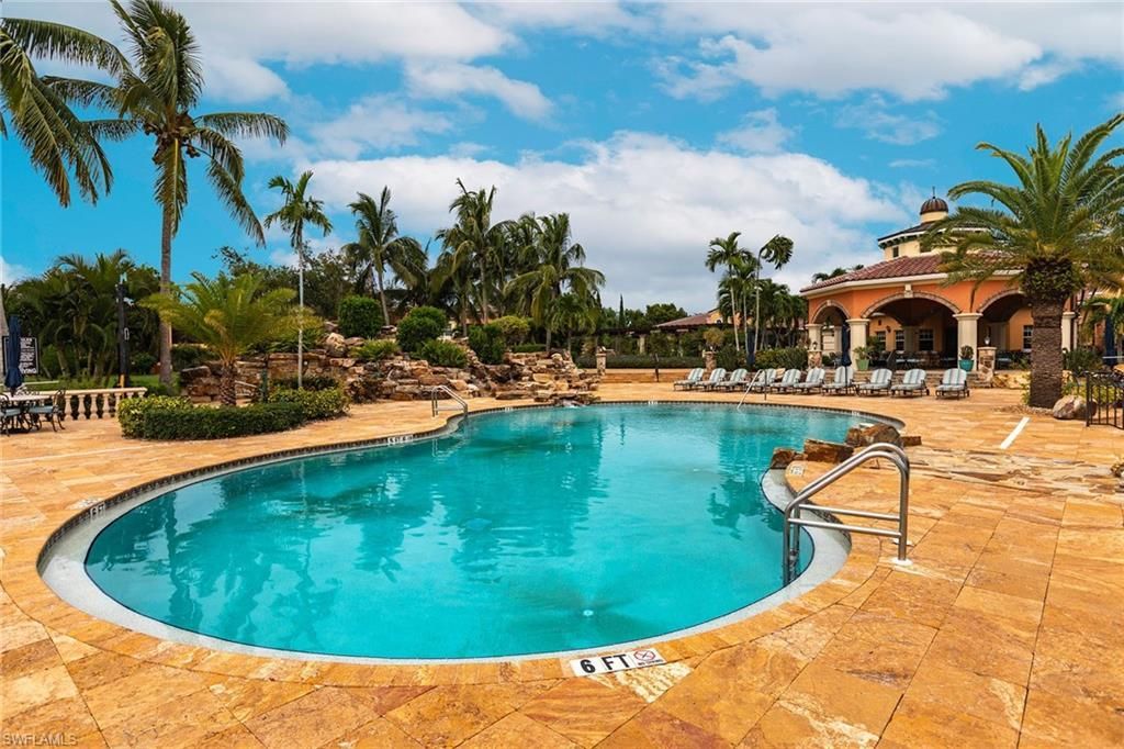 8598 Via Lungomare Cir, Unit 306, Estero, FL 33928 Photo