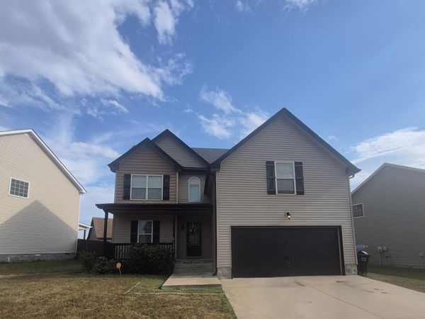 1284 Eagles View Dr, Clarksville, TN 37040