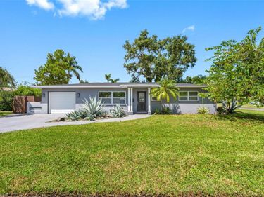 439 CAPRI WAY NE, ST PETERSBURG, FL 33704