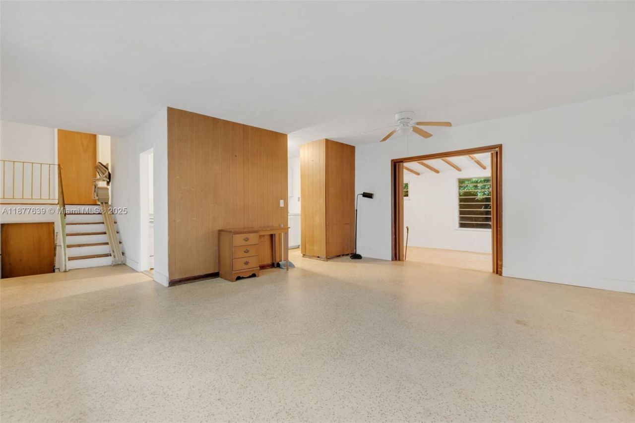 20400 NE 14th Ave, Miami, FL 33179 Photo