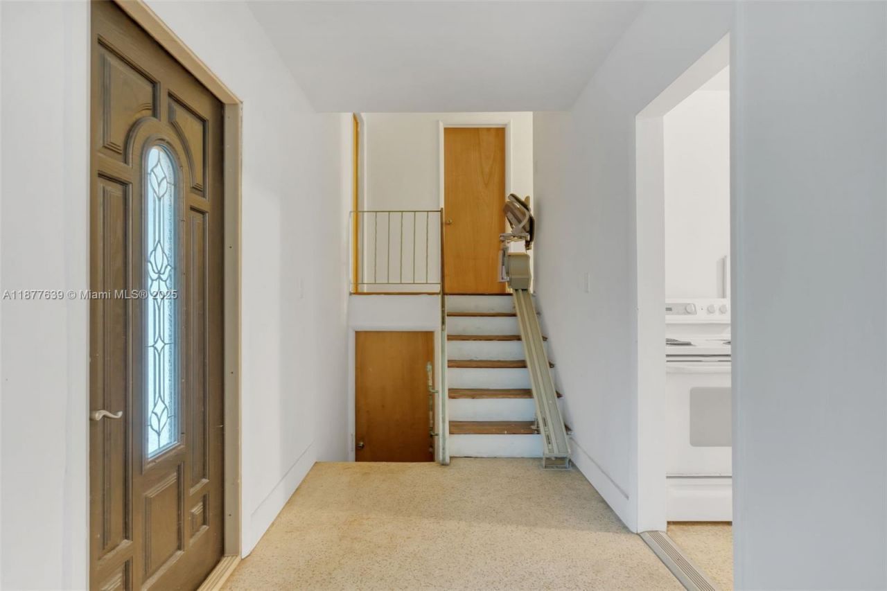 20400 NE 14th Ave, Miami, FL 33179 Photo