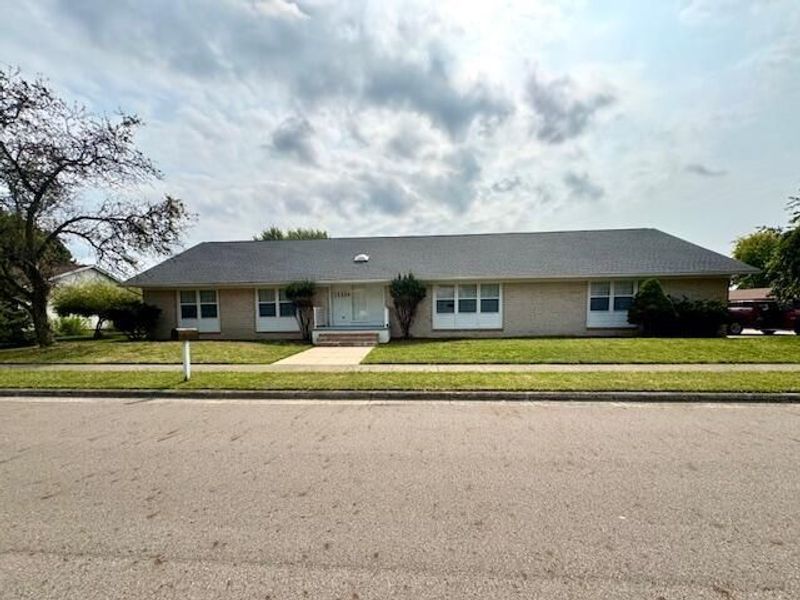 1855 Beacon Street, Washington Court House, OH 43160 Photo 1