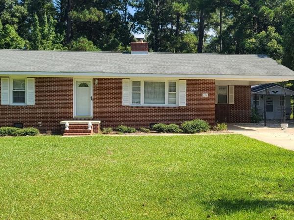 214 E Bladen Street, Bladenboro, NC 28320
