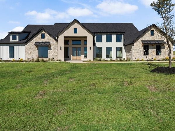 305 Mint Ridge Drive, Burleson, TX 76028