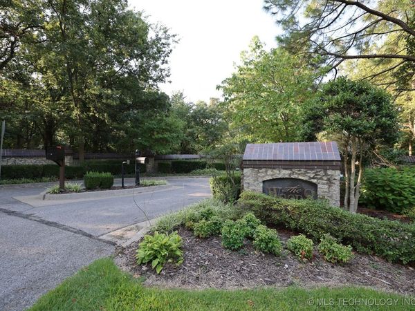 E 111th Street S, Tulsa, OK 74137