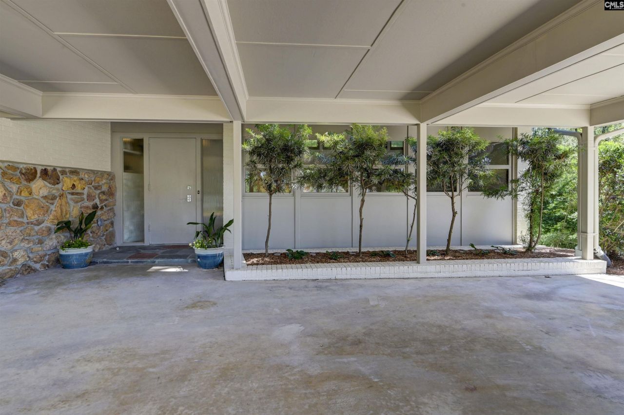 4865 Forest Ridge Lane Photo 4