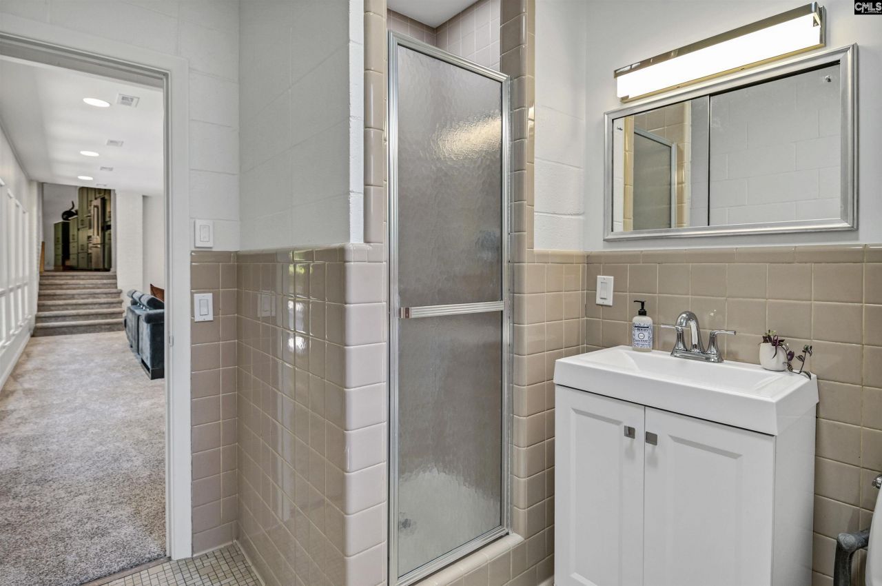 4865 Forest Ridge Lane Photo 44