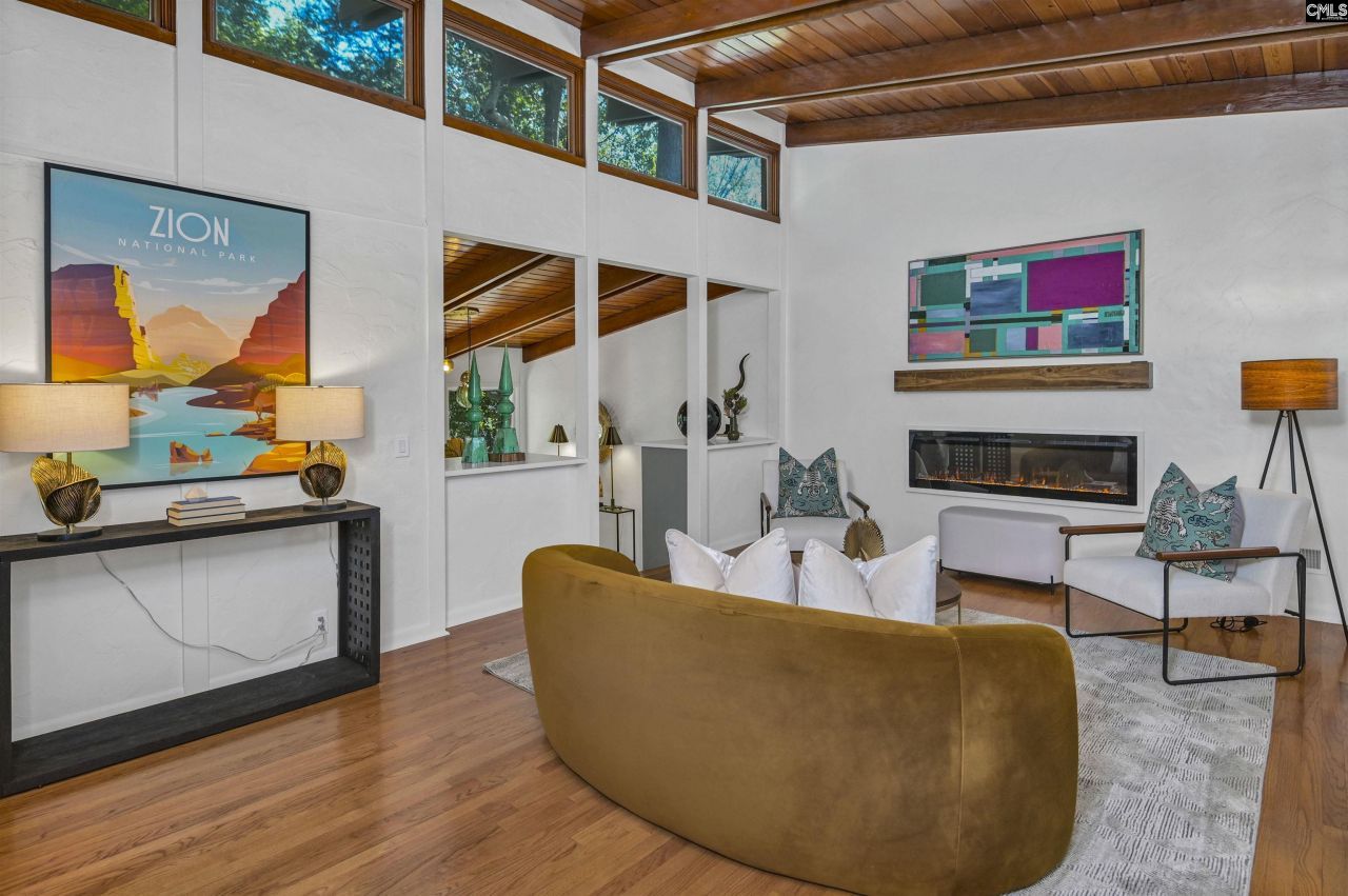 4865 Forest Ridge Lane Photo 7