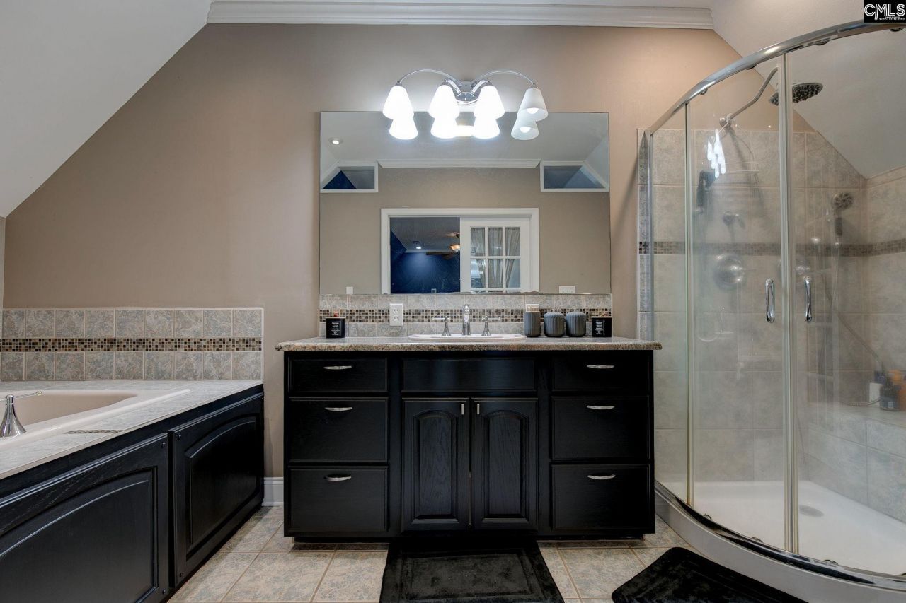 1725 Dry Branch Road Photo 17