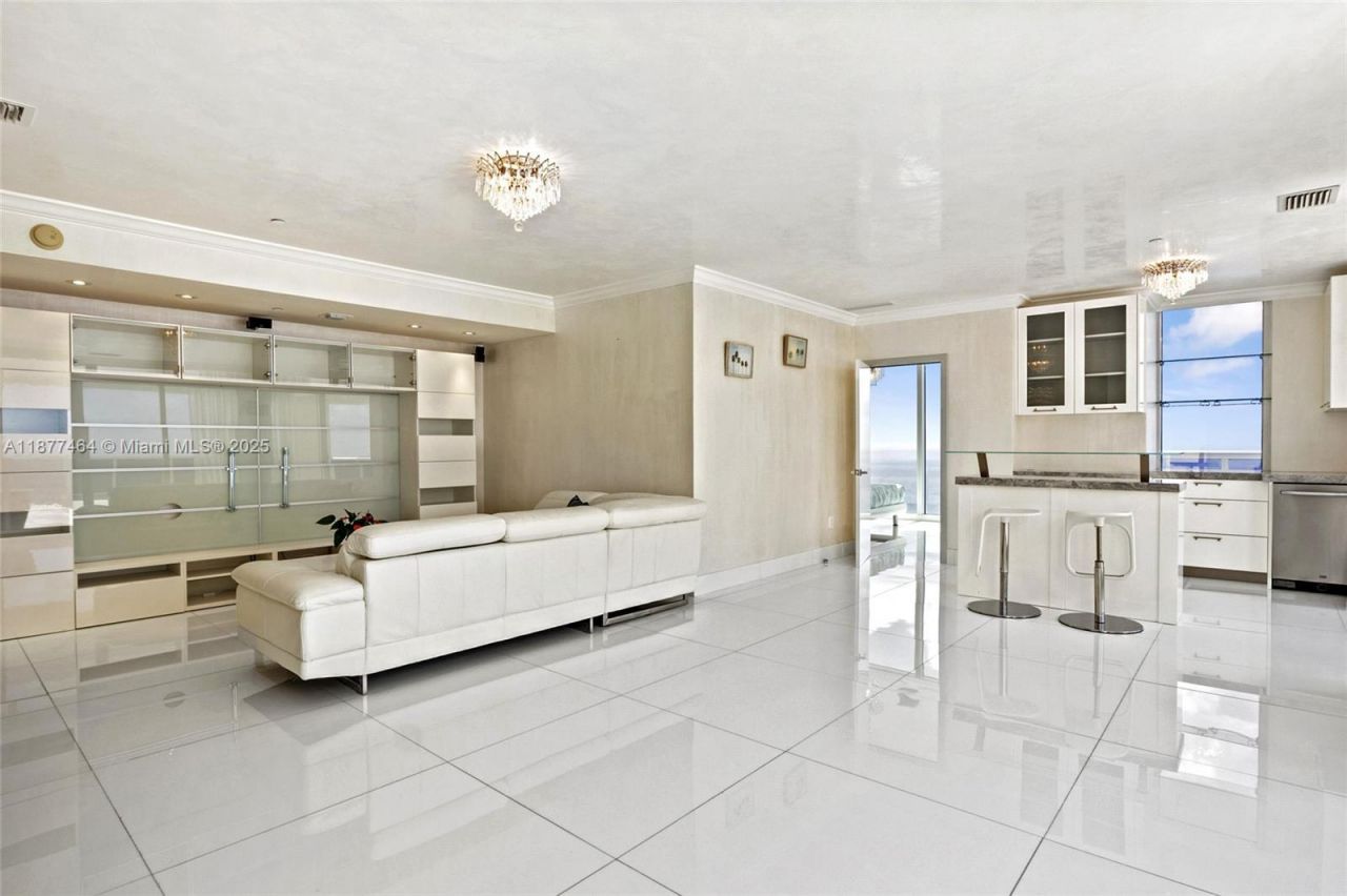 1830 S Ocean Dr, Unit PH5102, Hallandale Beach, FL 33009 Photo