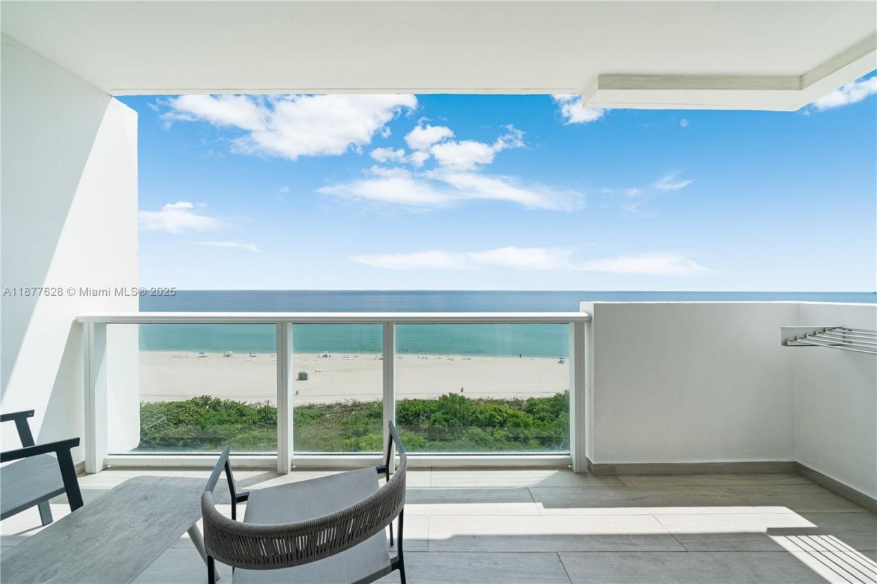 5601 Collins Ave, Unit 1011, Miami Beach, FL 33140 Photo