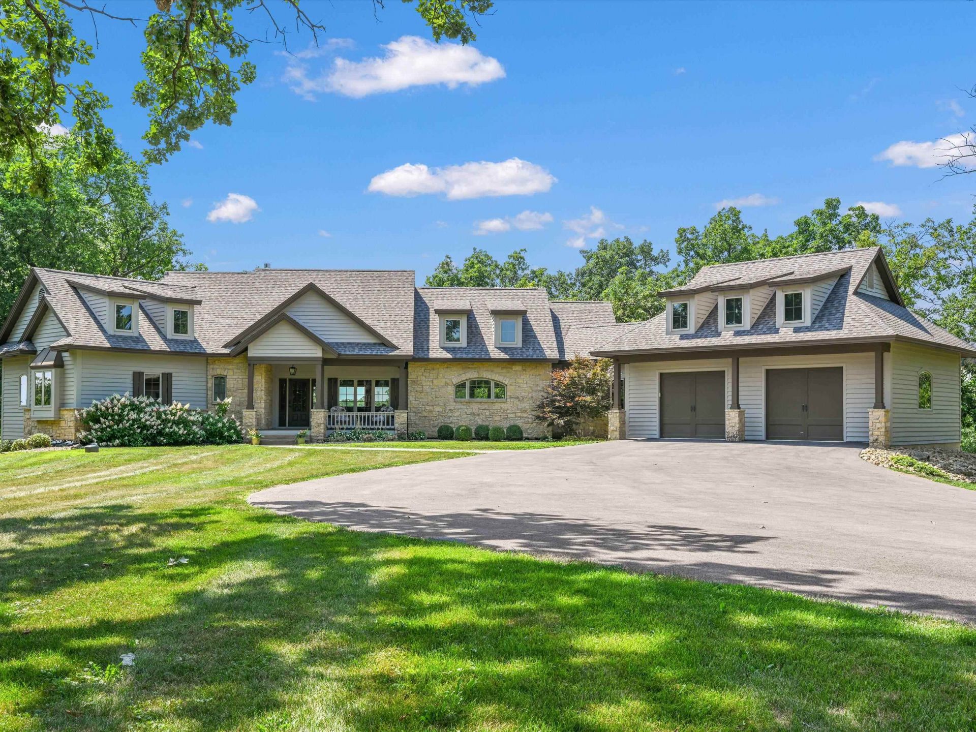 19 Cedar Rim Trail, GALENA, IL 61036