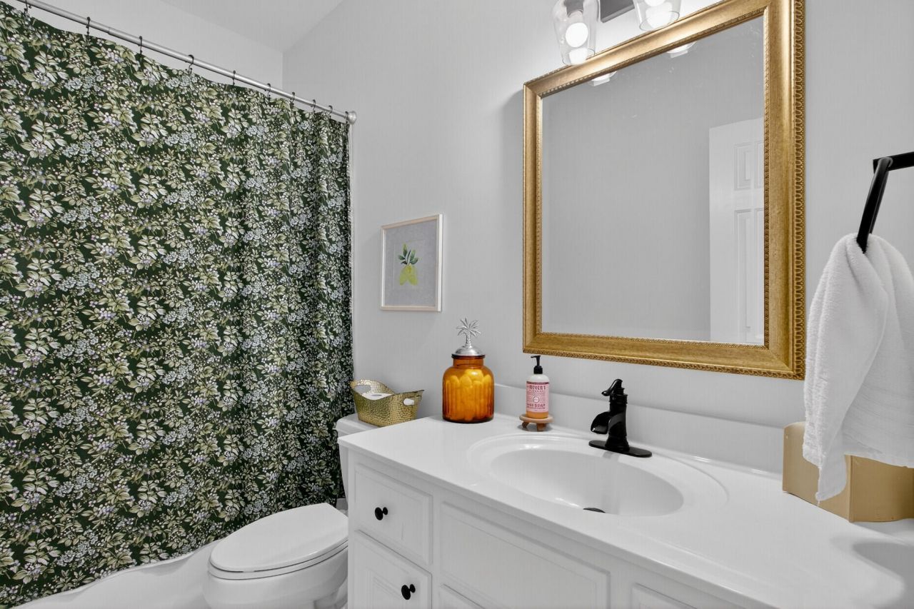 8301 Wild Indigo Photo 30