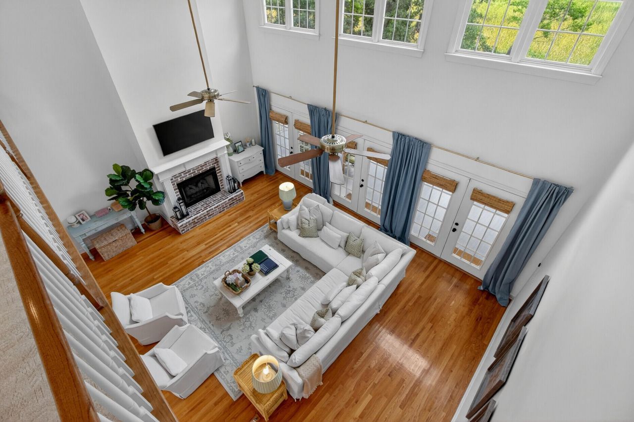 8301 Wild Indigo Photo 32