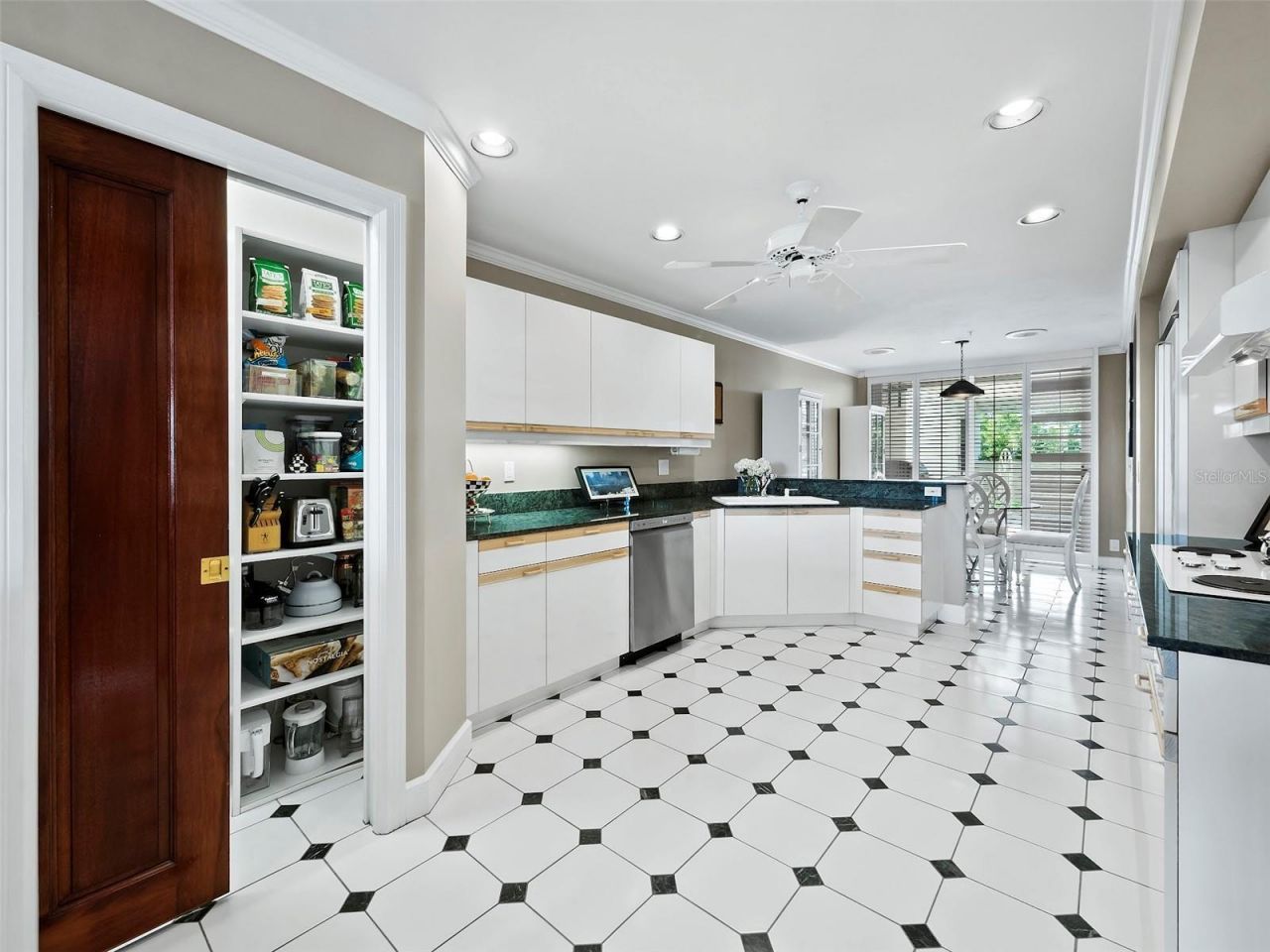 370 Gulf Of Mexico Drive, Unit 432, Longboat Key, FL 34228 Photo