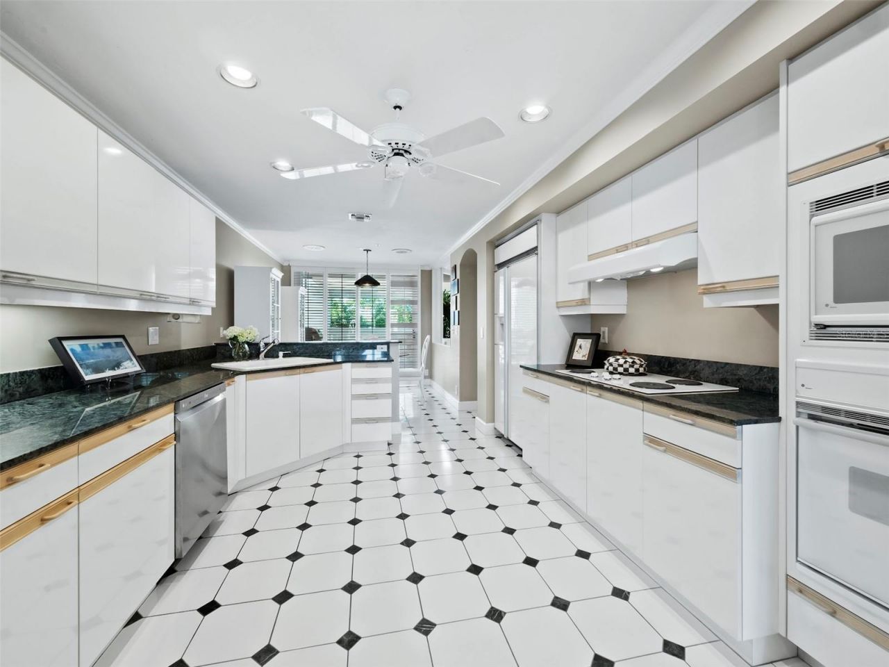 370 Gulf Of Mexico Drive, Unit 432, Longboat Key, FL 34228 Photo