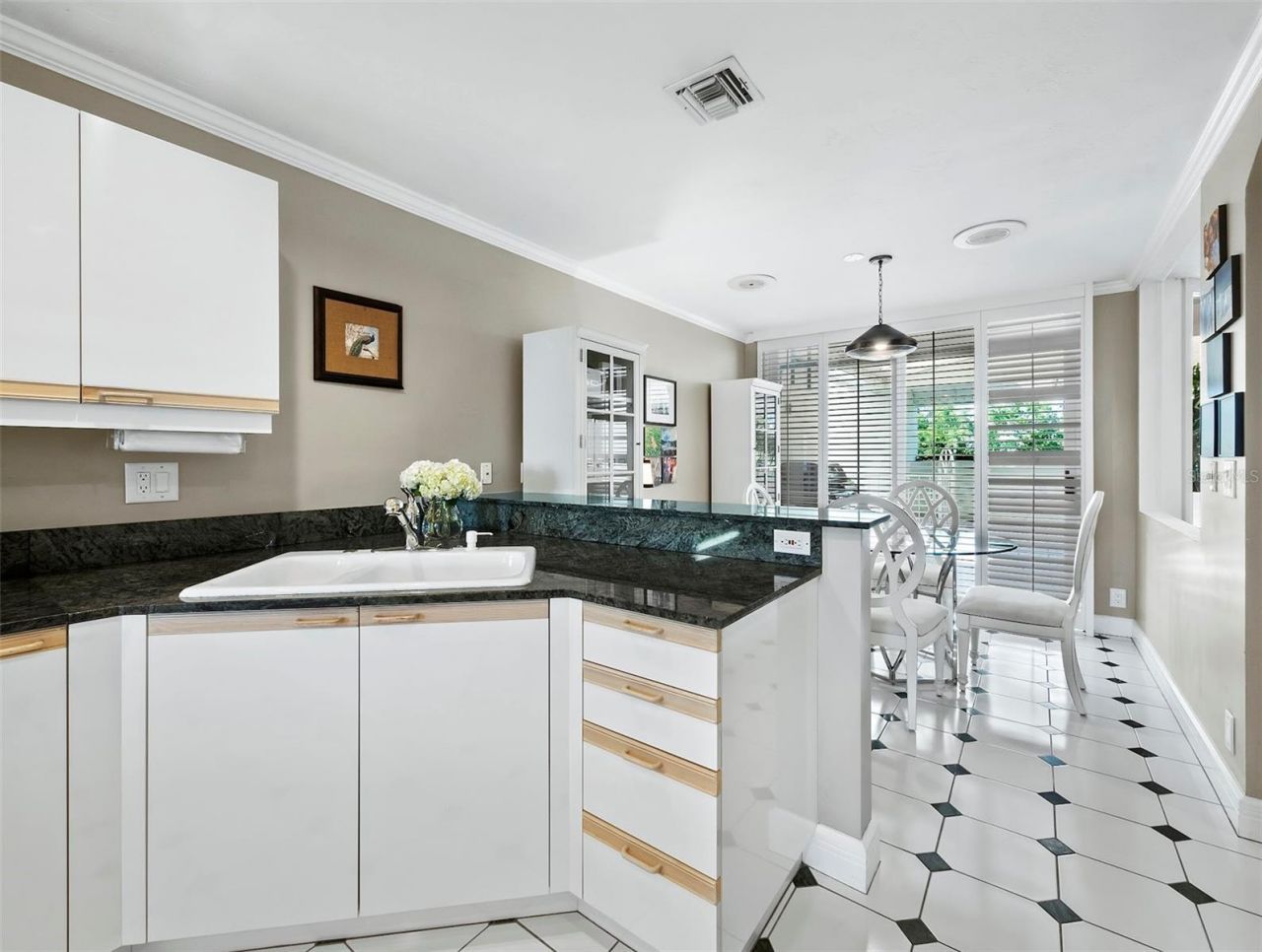 370 Gulf Of Mexico Drive, Unit 432, Longboat Key, FL 34228 Photo