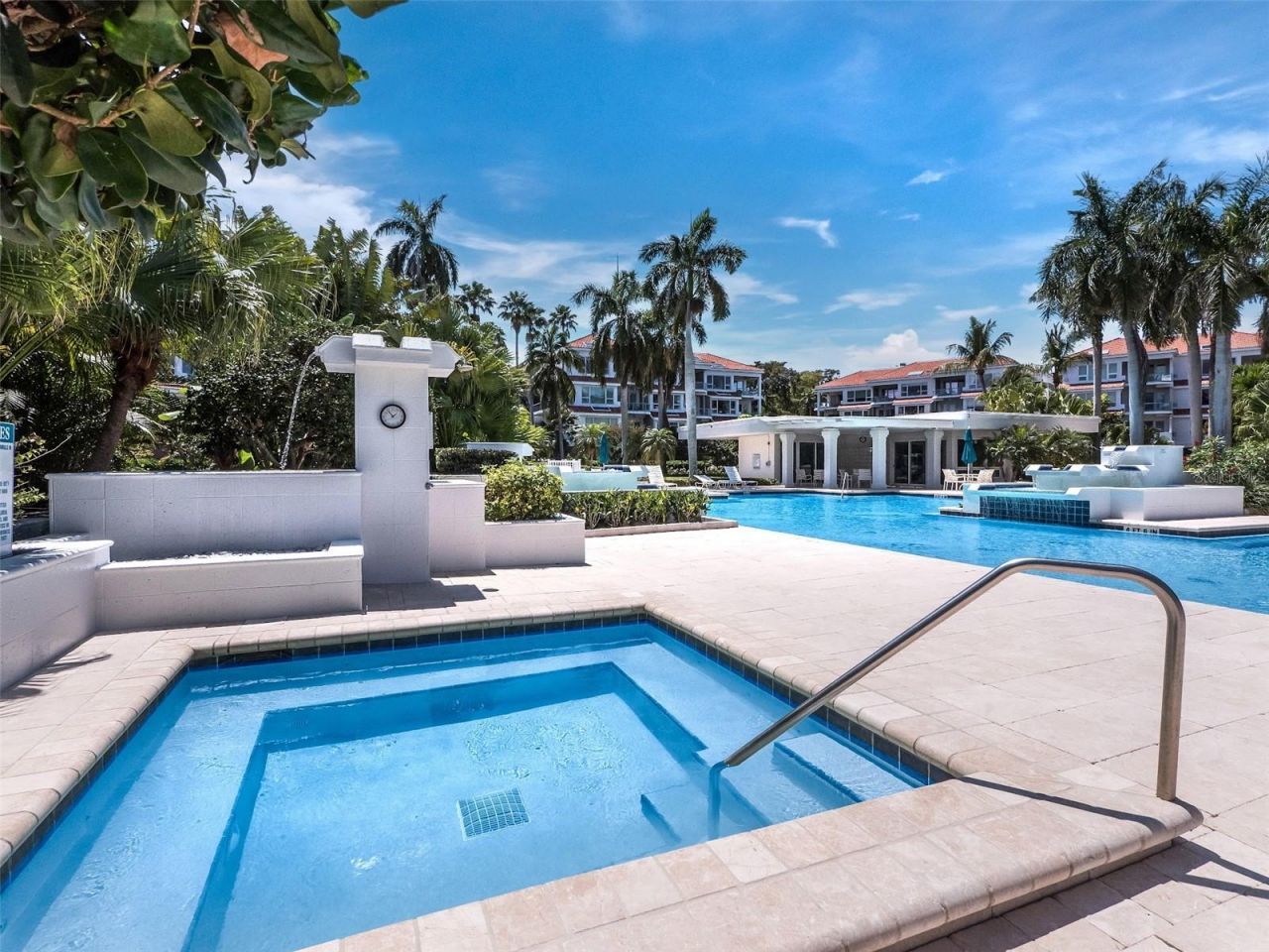 370 Gulf Of Mexico Drive, Unit 432, Longboat Key, FL 34228 Photo