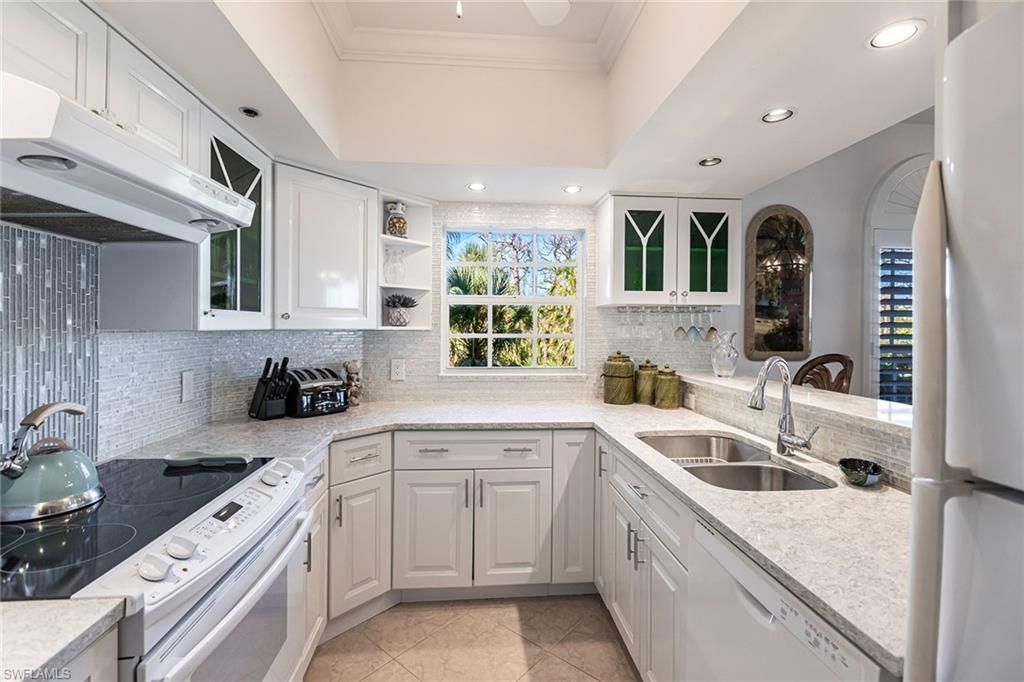 4130 Bayhead Dr, Unit 101, Bonita Springs, FL 34134 Photo