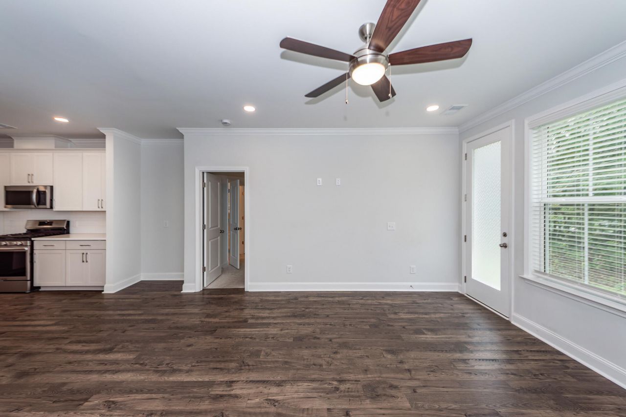 459 Green Fern Drive Photo 16