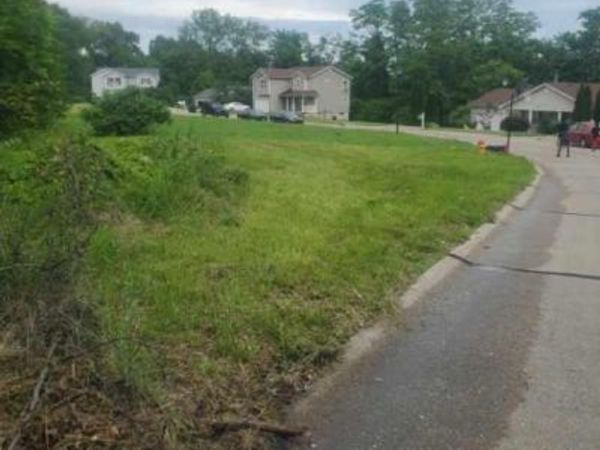 3905 Max Weich Place, Florissant, MO 63033