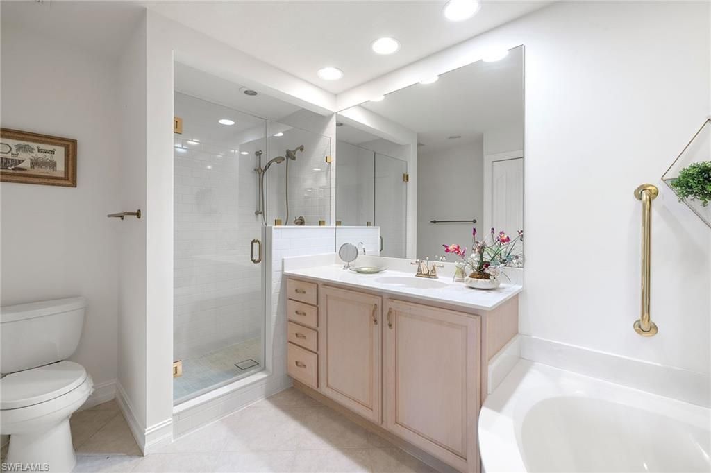 8177 Saratoga Dr, Unit 1001, Naples, FL 34113 Photo