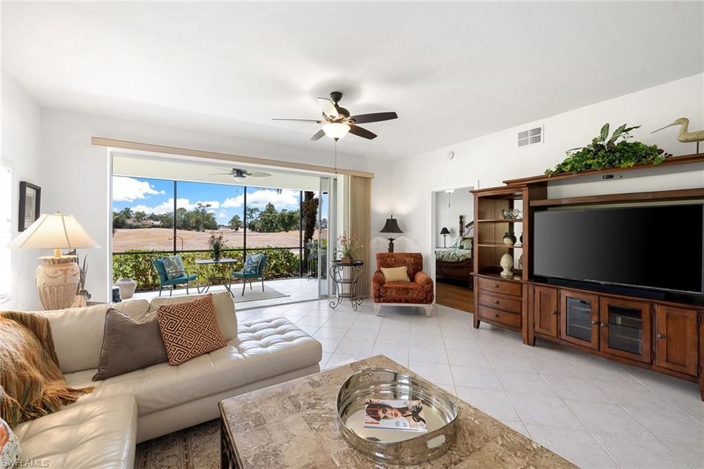 8177 Saratoga Dr, Unit 1001, Naples, FL 34113 Photo