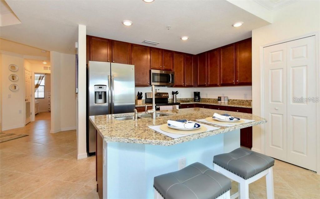 16904 Vardon Terrace, Unit 201, Lakewood Ranch, FL 34211 Photo