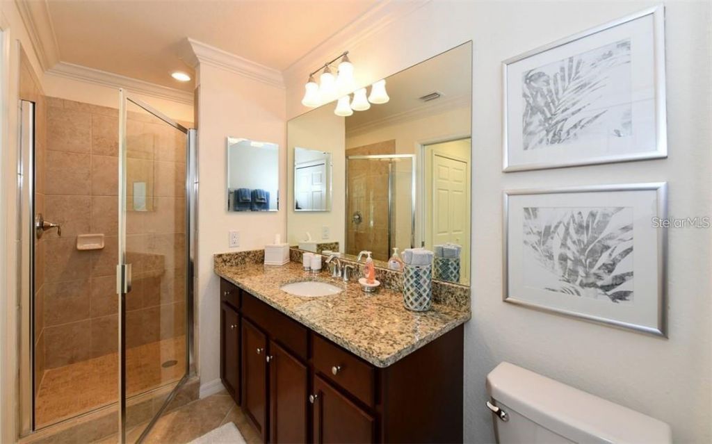 16904 Vardon Terrace, Unit 201, Lakewood Ranch, FL 34211 Photo