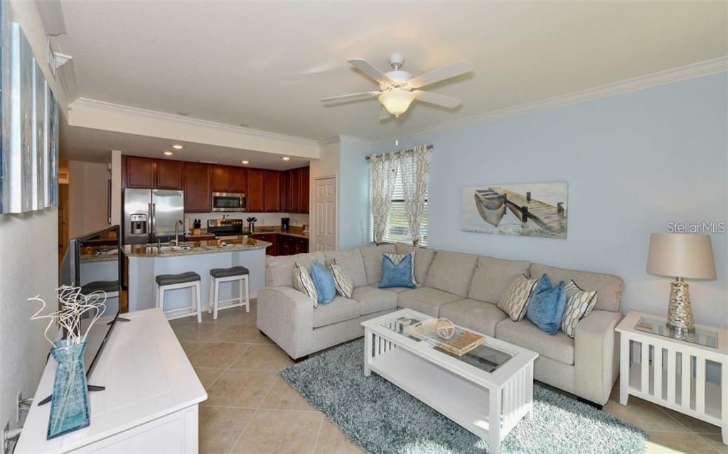 16904 Vardon Terrace, Unit 201, Lakewood Ranch, FL 34211 Photo