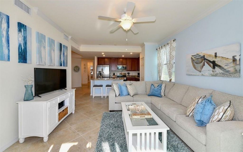 16904 Vardon Terrace, Unit 201, Lakewood Ranch, FL 34211 Photo