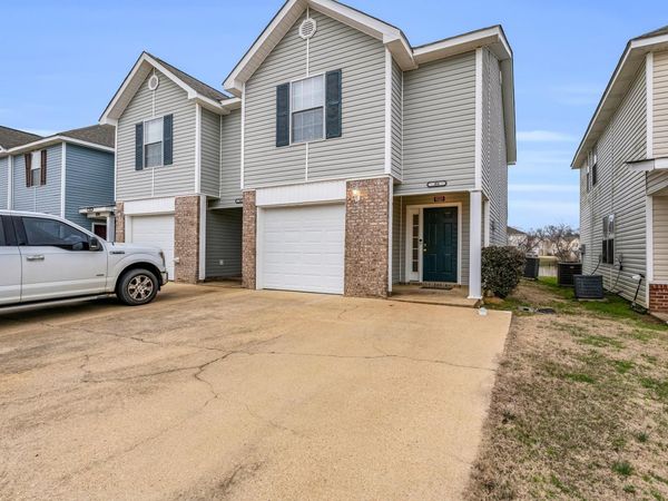 80 Loch Ln, Starkville, MS 39759